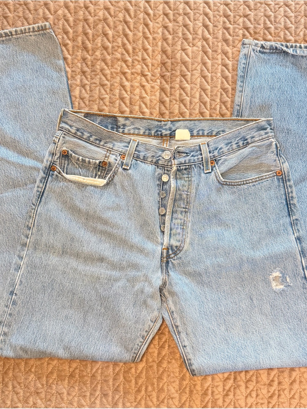 Vintage 90s Levi's Light Blue Relaxed Men's Jeans with Button Fly